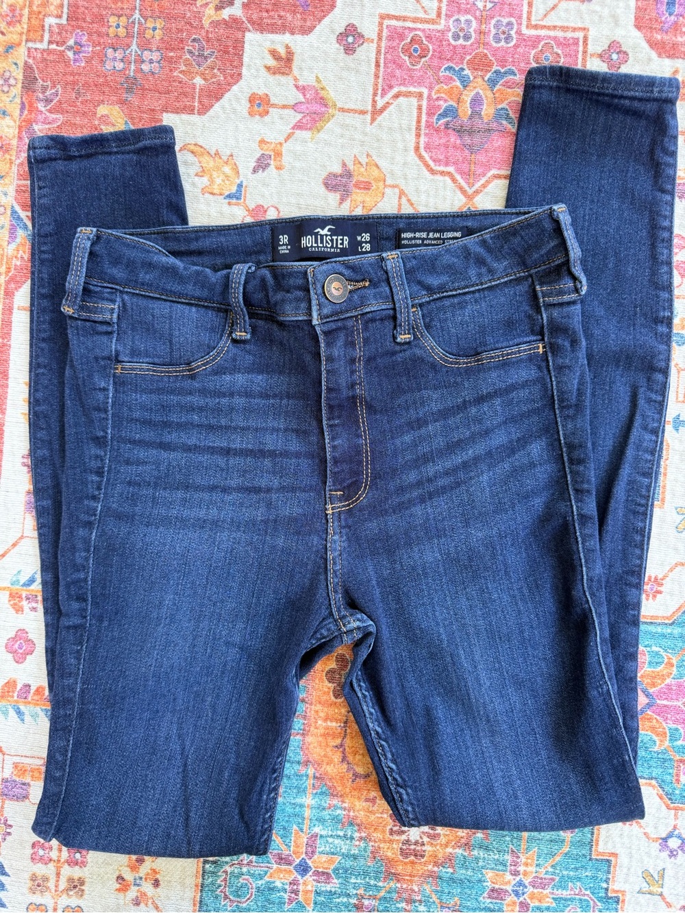 Hollister Women's Indigo High-Rise Skinny Jeans